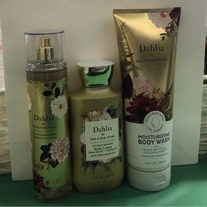 COPY - Dahlia Body Care Set